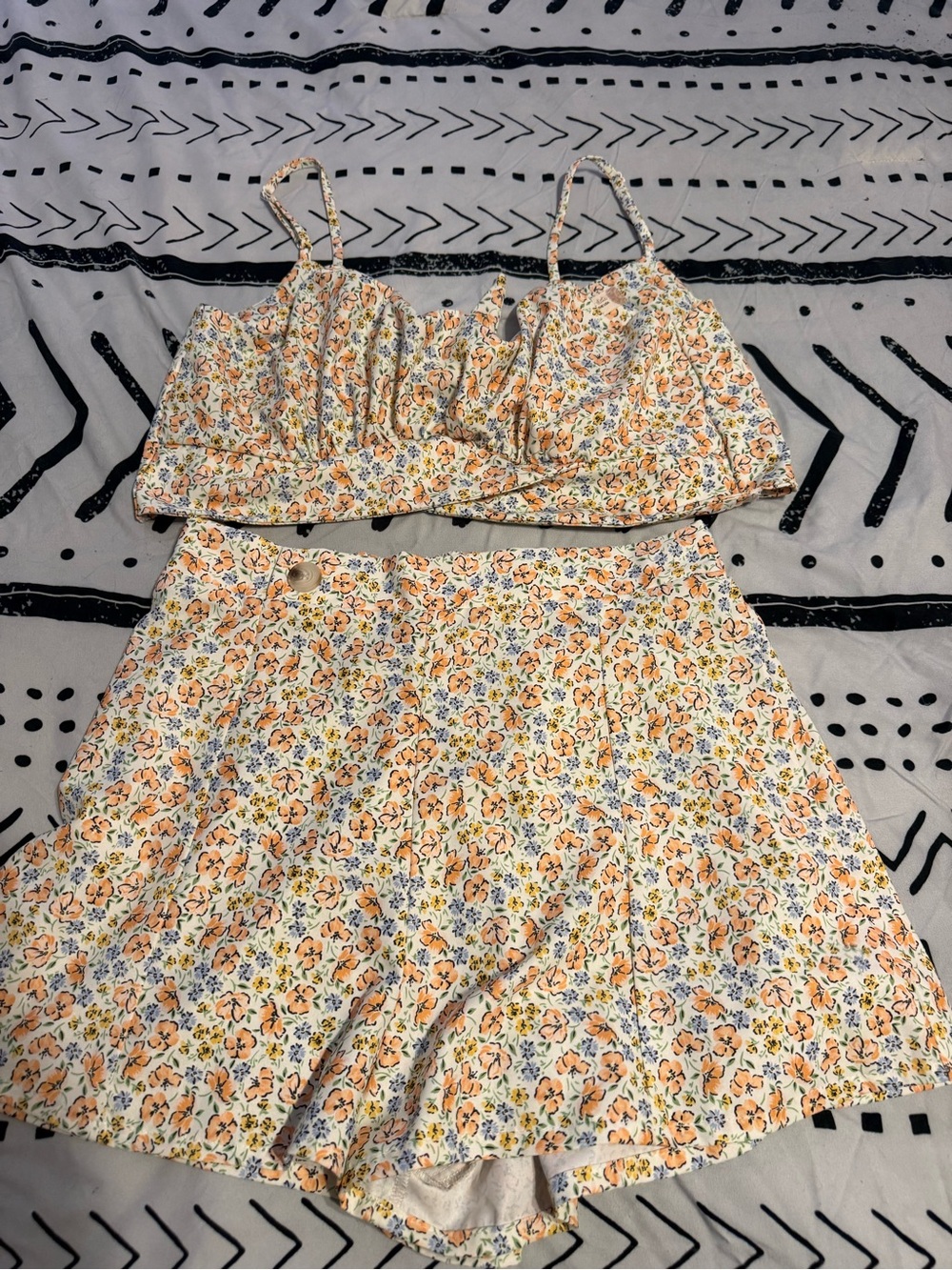 Altard State Floral Peach Two-Piece Short Set with Cropped Top